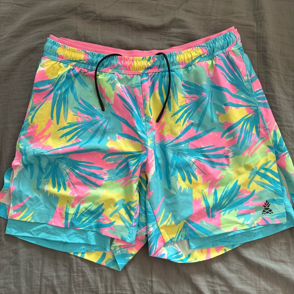 Chubbies Vibrant Leaf Print Ultimate Training Sho… - image 1